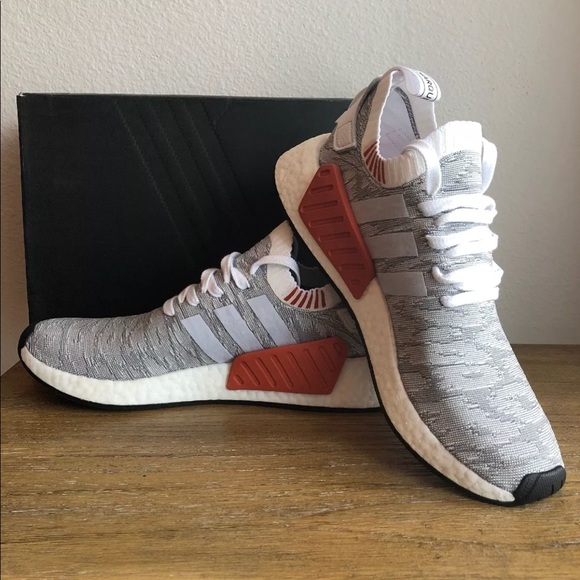 Adidas men's originals nmd r2 primeknit by9410 NWT Adidas men's originals nmd r2 primeknit by9410 NWT